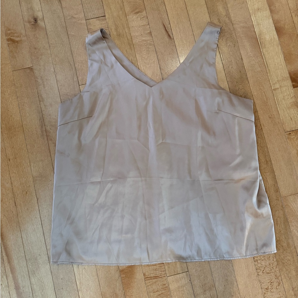 Womens V-Neck Sleeveless Tank Top - Beige